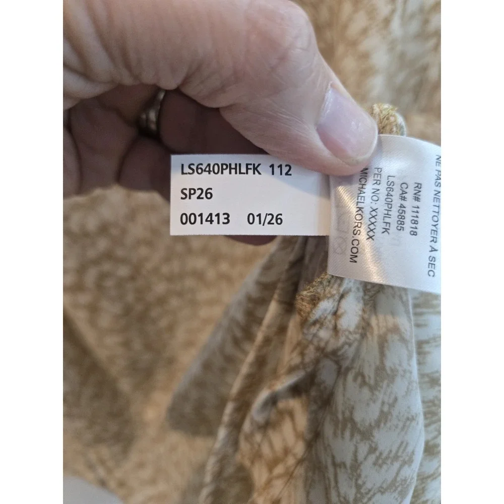 Women's Michael Kors Plus Size 3x Sleeveless Blouse V-Neck NWT Bone Khaki Color